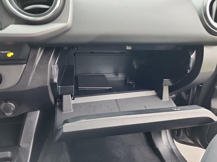 2022 Toyota Tacoma 4WD TRD Off Road Double Cab 5'' Bed V6 MT (Natl), available for sale in Islip, New York | L.I. Auto Gallery. Islip, New York 2022 Toyota Tacoma 4WD TRD Off Road Double Cab 5'' Bed V6 MT (Natl), available for sale in Islip, New York | L.I. Auto Gallery. Islip, New York