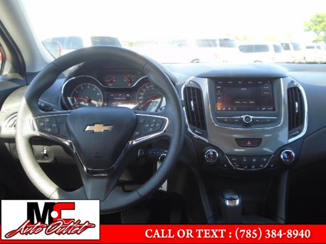 2019 Chevrolet Cruze 4dr Sdn LT, available for sale in Colby, Kansas | M C Auto Outlet Inc. Colby, Kansas 2019 Chevrolet Cruze 4dr Sdn LT, available for sale in Colby, Kansas | M C Auto Outlet Inc. Colby, Kansas