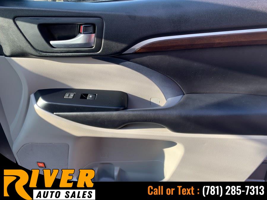 2016 Toyota Highlander AWD 4dr V6 Limited (Natl), available for sale in Malden, Massachusetts | River Auto Sales. Malden, Massachusetts 2016 Toyota Highlander AWD 4dr V6 Limited (Natl), available for sale in Malden, Massachusetts | River Auto Sales. Malden, Massachusetts