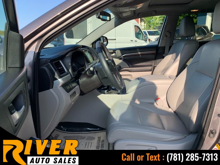 2016 Toyota Highlander AWD 4dr V6 Limited (Natl), available for sale in Malden, Massachusetts | River Auto Sales. Malden, Massachusetts 2016 Toyota Highlander AWD 4dr V6 Limited (Natl), available for sale in Malden, Massachusetts | River Auto Sales. Malden, Massachusetts