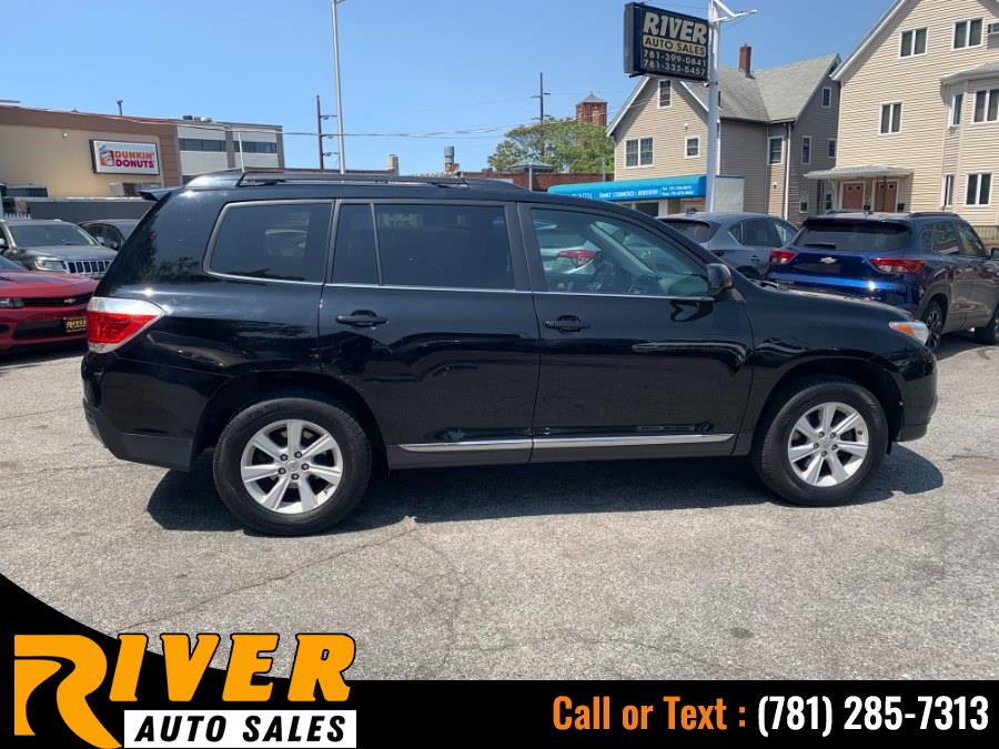 2013 Toyota Highlander 4WD 4dr V6 SE (Natl), available for sale in Malden, Massachusetts | River Auto Sales. Malden, Massachusetts 2013 Toyota Highlander 4WD 4dr V6 SE (Natl), available for sale in Malden, Massachusetts | River Auto Sales. Malden, Massachusetts