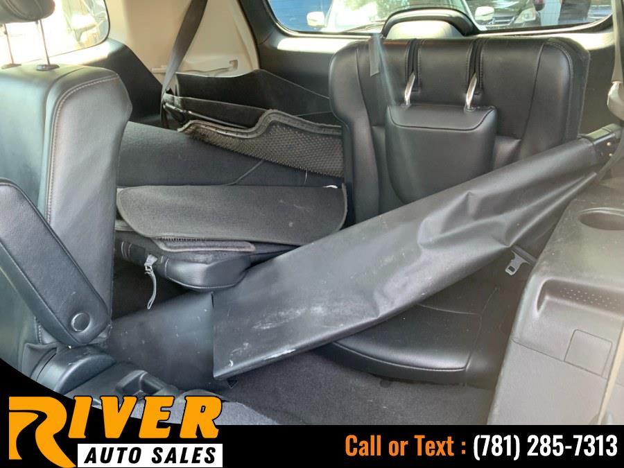 2013 Toyota Highlander 4WD 4dr V6 SE (Natl), available for sale in Malden, Massachusetts | River Auto Sales. Malden, Massachusetts 2013 Toyota Highlander 4WD 4dr V6 SE (Natl), available for sale in Malden, Massachusetts | River Auto Sales. Malden, Massachusetts