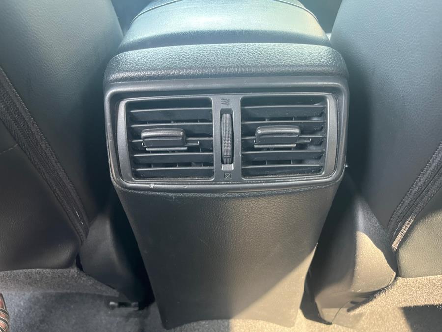 2017 Nissan Rogue SL, available for sale in Elmont, New York | Sunrise of Elmont. Elmont, New York 2017 Nissan Rogue SL, available for sale in Elmont, New York | Sunrise of Elmont. Elmont, New York