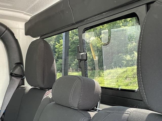 2021 Jeep Gladiator Sport, available for sale in Brookfield, Connecticut | Blasius Federal Road. Brookfield, Connecticut 2021 Jeep Gladiator Sport, available for sale in Brookfield, Connecticut | Blasius Federal Road. Brookfield, Connecticut