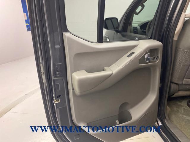 2013 Nissan Frontier 4WD Crew Cab SWB Auto SV, available for sale in Naugatuck, Connecticut | J&M Automotive Sls&Svc LLC. Naugatuck, Connecticut 2013 Nissan Frontier 4WD Crew Cab SWB Auto SV, available for sale in Naugatuck, Connecticut | J&M Automotive Sls&Svc LLC. Naugatuck, Connecticut