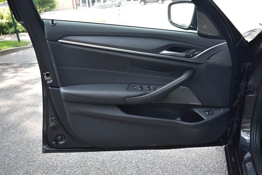 2022 BMW 5 Series 530i xDrive AWD 4dr Sedan, available for sale in Great Neck, New York | Camy Cars. Great Neck, New York 2022 BMW 5 Series 530i xDrive AWD 4dr Sedan, available for sale in Great Neck, New York | Camy Cars. Great Neck, New York