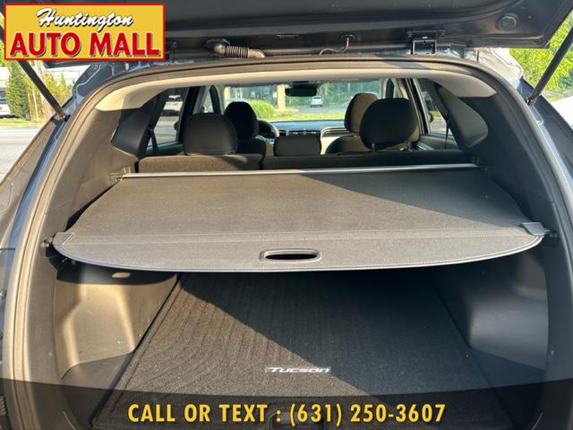 2022 Hyundai Tucson SEL AWD, available for sale in Huntington Station, New York | Huntington Auto Mall. Huntington Station, New York 2022 Hyundai Tucson SEL AWD, available for sale in Huntington Station, New York | Huntington Auto Mall. Huntington Station, New York