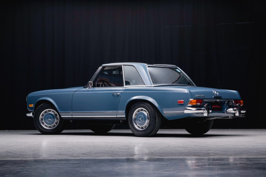 1971 Mercedes-Benz 280SL 2 Door Convertible, available for sale in North Salem, New York | Meccanic Shop North Inc. North Salem, New York 1971 Mercedes-Benz 280SL 2 Door Convertible, available for sale in North Salem, New York | Meccanic Shop North Inc. North Salem, New York