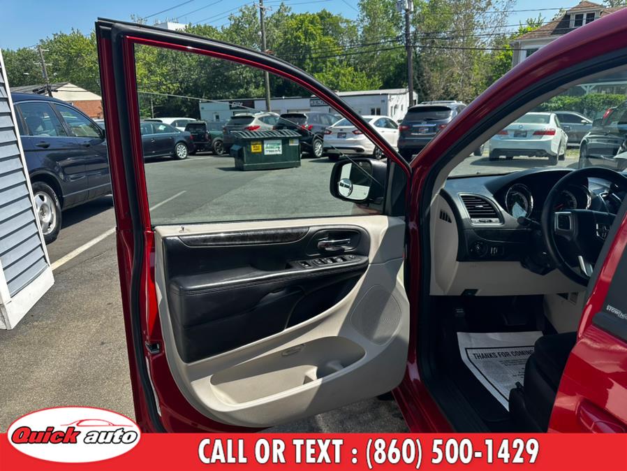 2012 Dodge Grand Caravan 4dr Wgn SXT, available for sale in Bristol, Connecticut | Quick Auto LLC. Bristol, Connecticut 2012 Dodge Grand Caravan 4dr Wgn SXT, available for sale in Bristol, Connecticut | Quick Auto LLC. Bristol, Connecticut