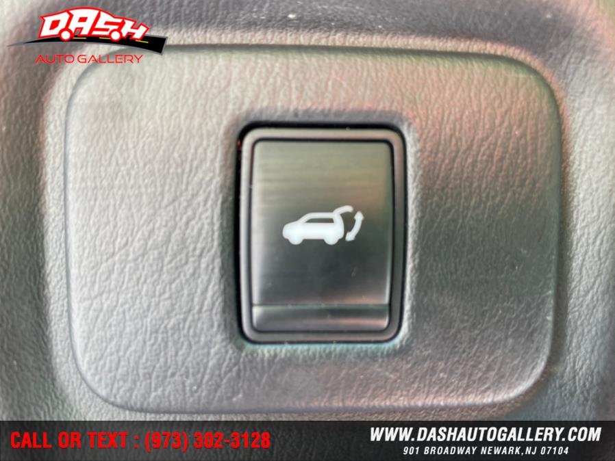 2014 Nissan Pathfinder 4WD 4dr SV, available for sale in Newark, New Jersey | Dash Auto Gallery Inc.. Newark, New Jersey 2014 Nissan Pathfinder 4WD 4dr SV, available for sale in Newark, New Jersey | Dash Auto Gallery Inc.. Newark, New Jersey
