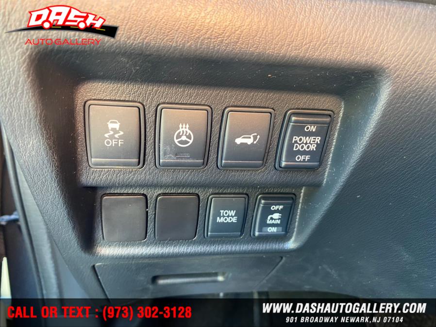 2014 Nissan Pathfinder 4WD 4dr SV, available for sale in Newark, New Jersey | Dash Auto Gallery Inc.. Newark, New Jersey 2014 Nissan Pathfinder 4WD 4dr SV, available for sale in Newark, New Jersey | Dash Auto Gallery Inc.. Newark, New Jersey