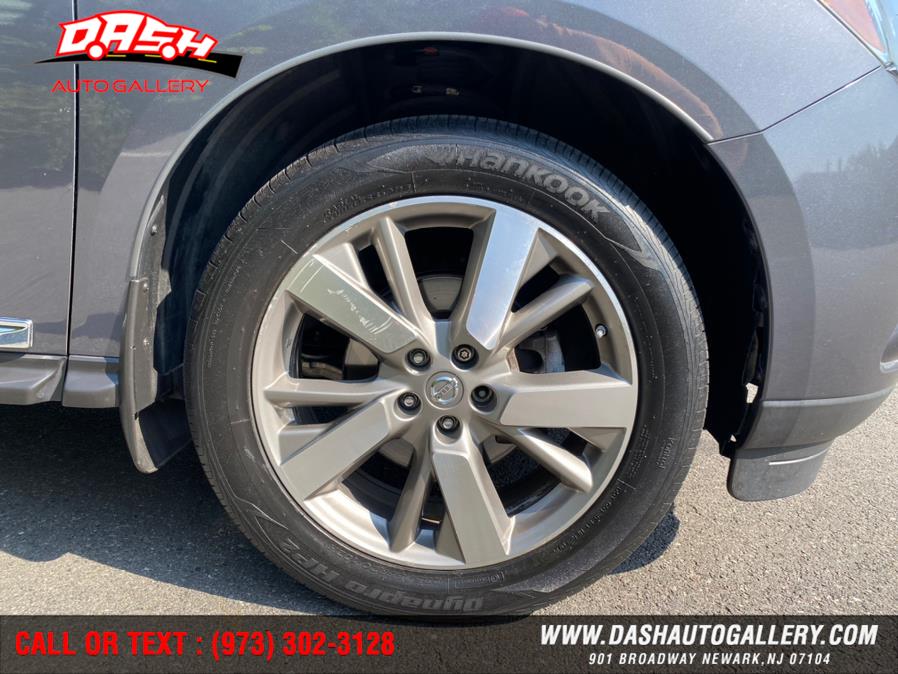 2014 Nissan Pathfinder 4WD 4dr SV, available for sale in Newark, New Jersey | Dash Auto Gallery Inc.. Newark, New Jersey 2014 Nissan Pathfinder 4WD 4dr SV, available for sale in Newark, New Jersey | Dash Auto Gallery Inc.. Newark, New Jersey