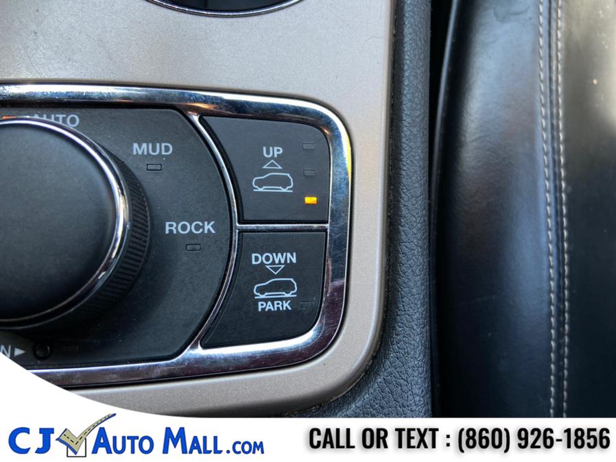 2015 Jeep Grand Cherokee 4WD 4dr Overland, available for sale in Bristol, Connecticut | CJ Auto Mall. Bristol, Connecticut 2015 Jeep Grand Cherokee 4WD 4dr Overland, available for sale in Bristol, Connecticut | CJ Auto Mall. Bristol, Connecticut