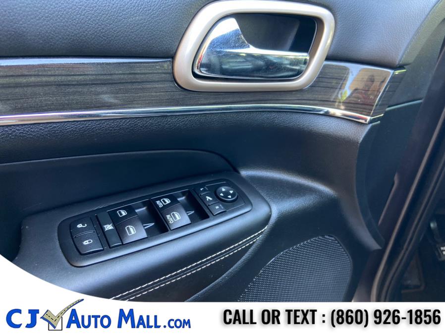 2015 Jeep Grand Cherokee 4WD 4dr Overland, available for sale in Bristol, Connecticut | CJ Auto Mall. Bristol, Connecticut 2015 Jeep Grand Cherokee 4WD 4dr Overland, available for sale in Bristol, Connecticut | CJ Auto Mall. Bristol, Connecticut