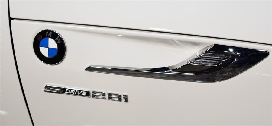 2014 BMW Z4 sDrive28i, available for sale in Deer Park, New York | Select Motor Cars. Deer Park, New York 2014 BMW Z4 sDrive28i, available for sale in Deer Park, New York | Select Motor Cars. Deer Park, New York