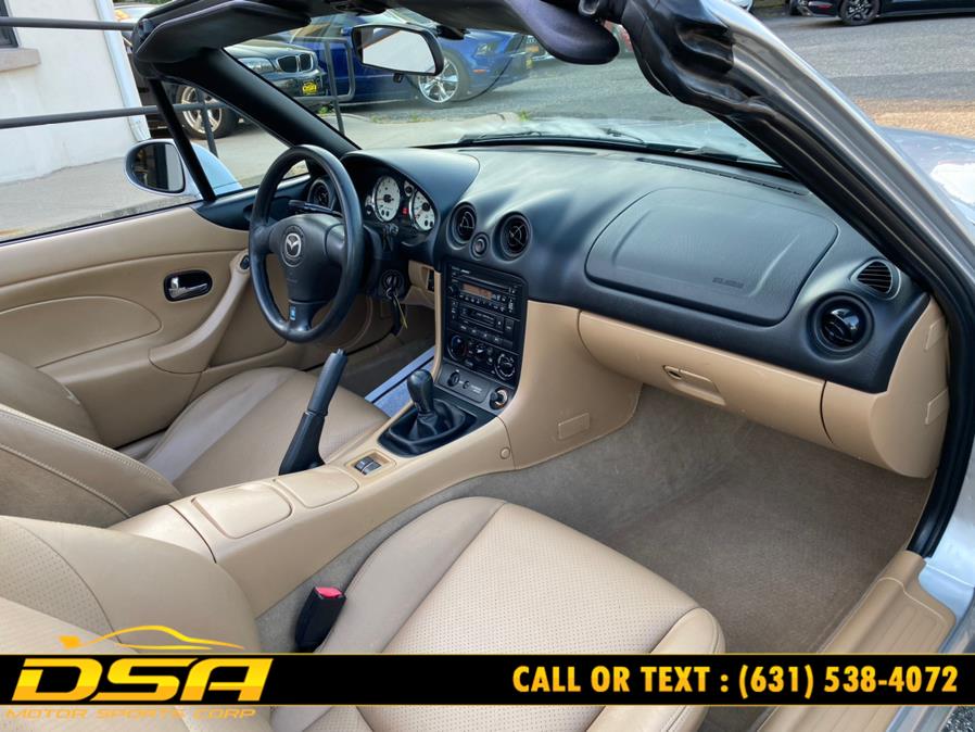2001 Mazda MX-5 Miata 2dr Conv LS 6-Spd Manual, available for sale in Commack, New York | DSA Motor Sports Corp. Commack, New York 2001 Mazda MX-5 Miata 2dr Conv LS 6-Spd Manual, available for sale in Commack, New York | DSA Motor Sports Corp. Commack, New York