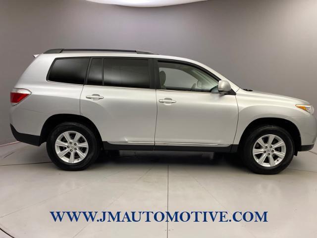 2013 Toyota Highlander 4WD 4dr V6 Plus, available for sale in Naugatuck, Connecticut | J&M Automotive Sls&Svc LLC. Naugatuck, Connecticut 2013 Toyota Highlander 4WD 4dr V6 Plus, available for sale in Naugatuck, Connecticut | J&M Automotive Sls&Svc LLC. Naugatuck, Connecticut