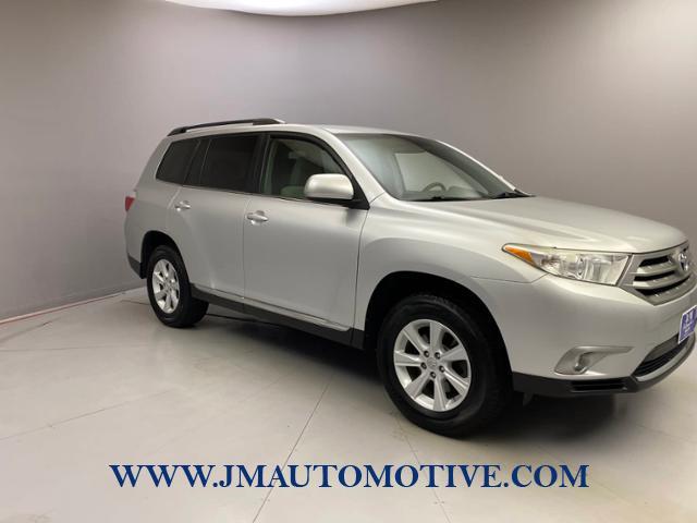 2013 Toyota Highlander 4WD 4dr V6 Plus, available for sale in Naugatuck, Connecticut | J&M Automotive Sls&Svc LLC. Naugatuck, Connecticut 2013 Toyota Highlander 4WD 4dr V6 Plus, available for sale in Naugatuck, Connecticut | J&M Automotive Sls&Svc LLC. Naugatuck, Connecticut