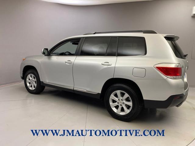 2013 Toyota Highlander 4WD 4dr V6 Plus, available for sale in Naugatuck, Connecticut | J&M Automotive Sls&Svc LLC. Naugatuck, Connecticut 2013 Toyota Highlander 4WD 4dr V6 Plus, available for sale in Naugatuck, Connecticut | J&M Automotive Sls&Svc LLC. Naugatuck, Connecticut