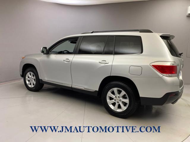 2013 Toyota Highlander 4WD 4dr V6 Plus, available for sale in Naugatuck, Connecticut | J&M Automotive Sls&Svc LLC. Naugatuck, Connecticut 2013 Toyota Highlander 4WD 4dr V6 Plus, available for sale in Naugatuck, Connecticut | J&M Automotive Sls&Svc LLC. Naugatuck, Connecticut