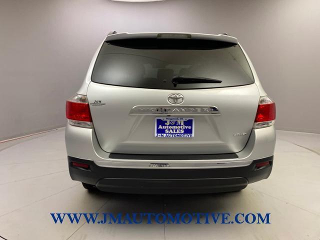 2013 Toyota Highlander 4WD 4dr V6 Plus, available for sale in Naugatuck, Connecticut | J&M Automotive Sls&Svc LLC. Naugatuck, Connecticut 2013 Toyota Highlander 4WD 4dr V6 Plus, available for sale in Naugatuck, Connecticut | J&M Automotive Sls&Svc LLC. Naugatuck, Connecticut
