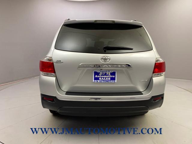 2013 Toyota Highlander 4WD 4dr V6 Plus, available for sale in Naugatuck, Connecticut | J&M Automotive Sls&Svc LLC. Naugatuck, Connecticut 2013 Toyota Highlander 4WD 4dr V6 Plus, available for sale in Naugatuck, Connecticut | J&M Automotive Sls&Svc LLC. Naugatuck, Connecticut