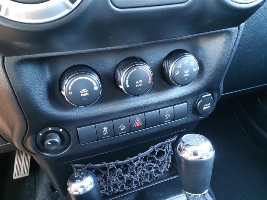 2014 Jeep Wrangler Unlimited Sahara, available for sale in Andover, Massachusetts | Autouse. Andover, Massachusetts 2014 Jeep Wrangler Unlimited Sahara, available for sale in Andover, Massachusetts | Autouse. Andover, Massachusetts