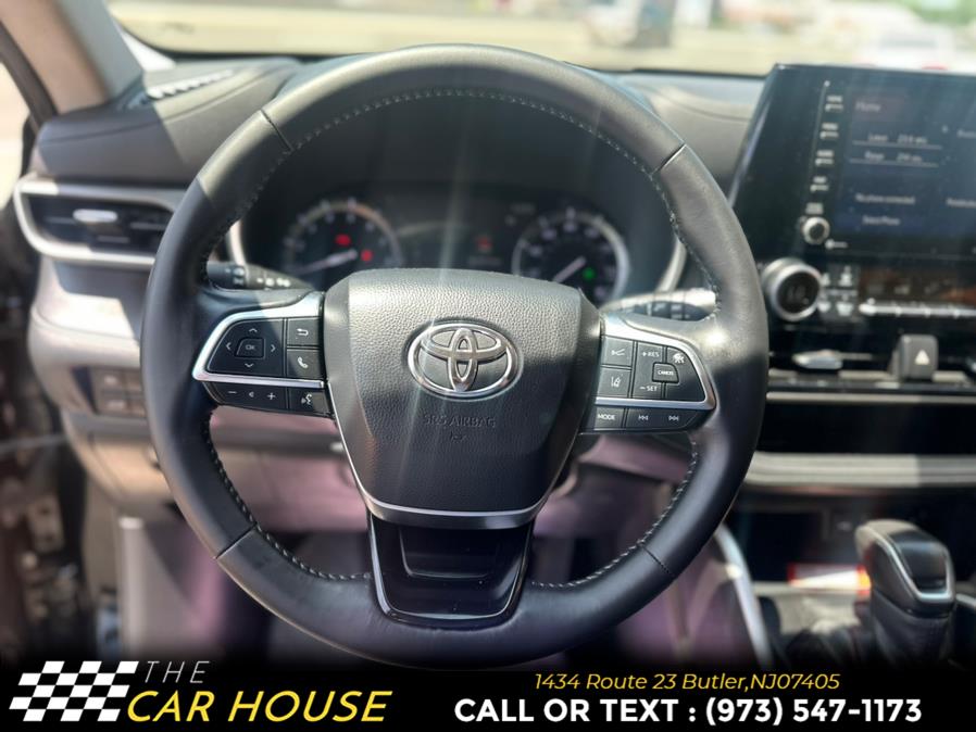 2020 Toyota Highlander XLE FWD (Natl), available for sale in Butler, New Jersey | The Car House. Butler, New Jersey 2020 Toyota Highlander XLE FWD (Natl), available for sale in Butler, New Jersey | The Car House. Butler, New Jersey