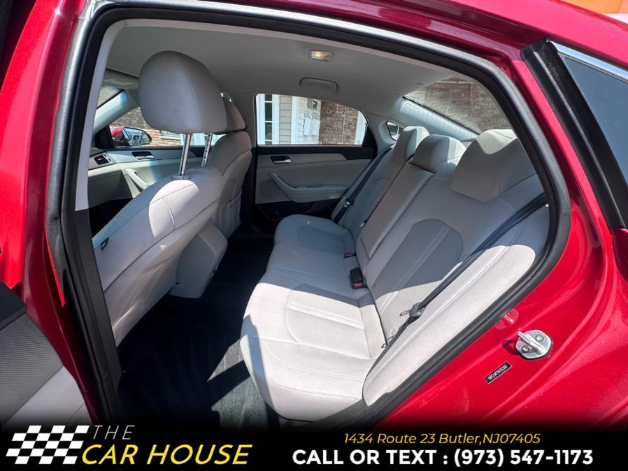 2019 Hyundai Sonata SE 2.4L, available for sale in Butler, New Jersey | The Car House. Butler, New Jersey 2019 Hyundai Sonata SE 2.4L, available for sale in Butler, New Jersey | The Car House. Butler, New Jersey