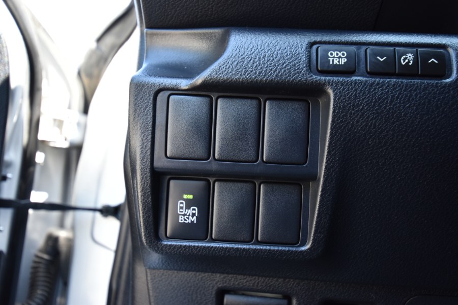 2016 Lexus IS 350 4dr F-Sport AWD, available for sale in Waterbury, Connecticut | Highline Car Connection. Waterbury, Connecticut 2016 Lexus IS 350 4dr F-Sport AWD, available for sale in Waterbury, Connecticut | Highline Car Connection. Waterbury, Connecticut