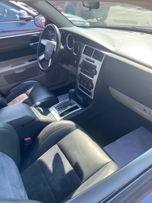2006 Dodge Charger 4dr Sdn R/T RWD, available for sale in Raynham, Massachusetts | J & A Auto Center. Raynham, Massachusetts 2006 Dodge Charger 4dr Sdn R/T RWD, available for sale in Raynham, Massachusetts | J & A Auto Center. Raynham, Massachusetts