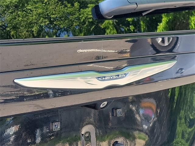 2017 Chrysler Pacifica Limited, available for sale in Stratford, Connecticut | Wiz Leasing Inc. Stratford, Connecticut 2017 Chrysler Pacifica Limited, available for sale in Stratford, Connecticut | Wiz Leasing Inc. Stratford, Connecticut