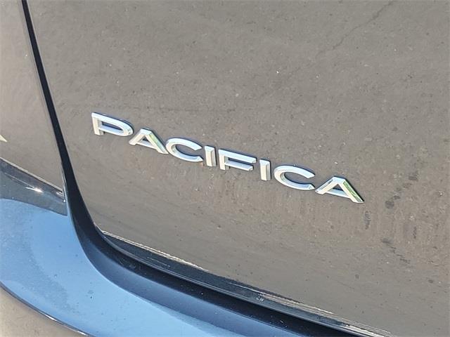 2017 Chrysler Pacifica Limited, available for sale in Stratford, Connecticut | Wiz Leasing Inc. Stratford, Connecticut 2017 Chrysler Pacifica Limited, available for sale in Stratford, Connecticut | Wiz Leasing Inc. Stratford, Connecticut