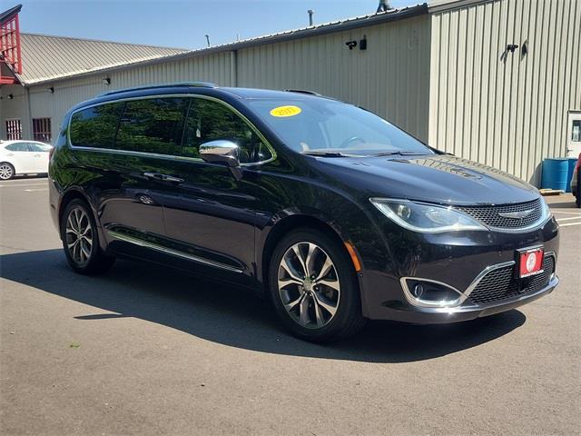 2017 Chrysler Pacifica Limited, available for sale in Stratford, Connecticut | Wiz Leasing Inc. Stratford, Connecticut 2017 Chrysler Pacifica Limited, available for sale in Stratford, Connecticut | Wiz Leasing Inc. Stratford, Connecticut