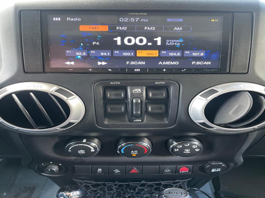 2014 Jeep Wrangler Unlimited 4WD 4dr Sahara, available for sale in Agawam, Massachusetts | Malkoon Motors. Agawam, Massachusetts 2014 Jeep Wrangler Unlimited 4WD 4dr Sahara, available for sale in Agawam, Massachusetts | Malkoon Motors. Agawam, Massachusetts