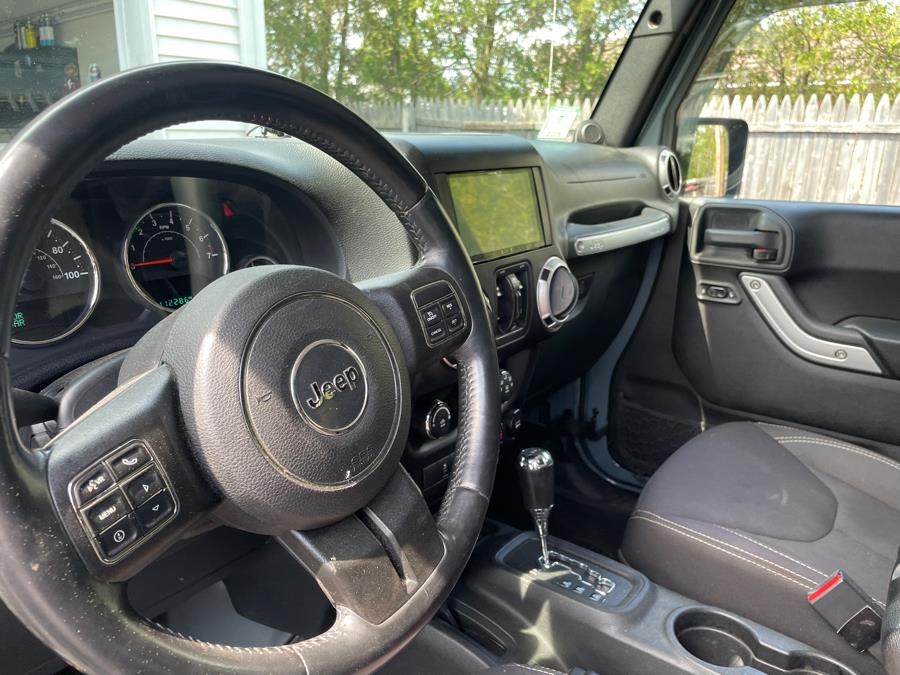 2014 Jeep Wrangler Unlimited 4WD 4dr Sahara, available for sale in Agawam, Massachusetts | Malkoon Motors. Agawam, Massachusetts 2014 Jeep Wrangler Unlimited 4WD 4dr Sahara, available for sale in Agawam, Massachusetts | Malkoon Motors. Agawam, Massachusetts