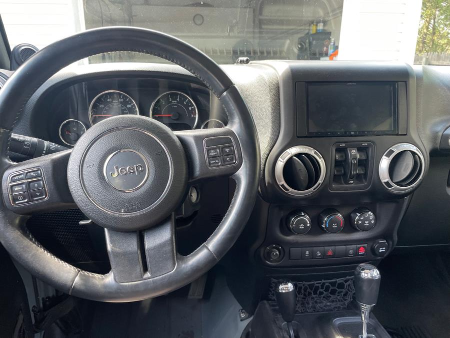 2014 Jeep Wrangler Unlimited 4WD 4dr Sahara, available for sale in Agawam, Massachusetts | Malkoon Motors. Agawam, Massachusetts 2014 Jeep Wrangler Unlimited 4WD 4dr Sahara, available for sale in Agawam, Massachusetts | Malkoon Motors. Agawam, Massachusetts