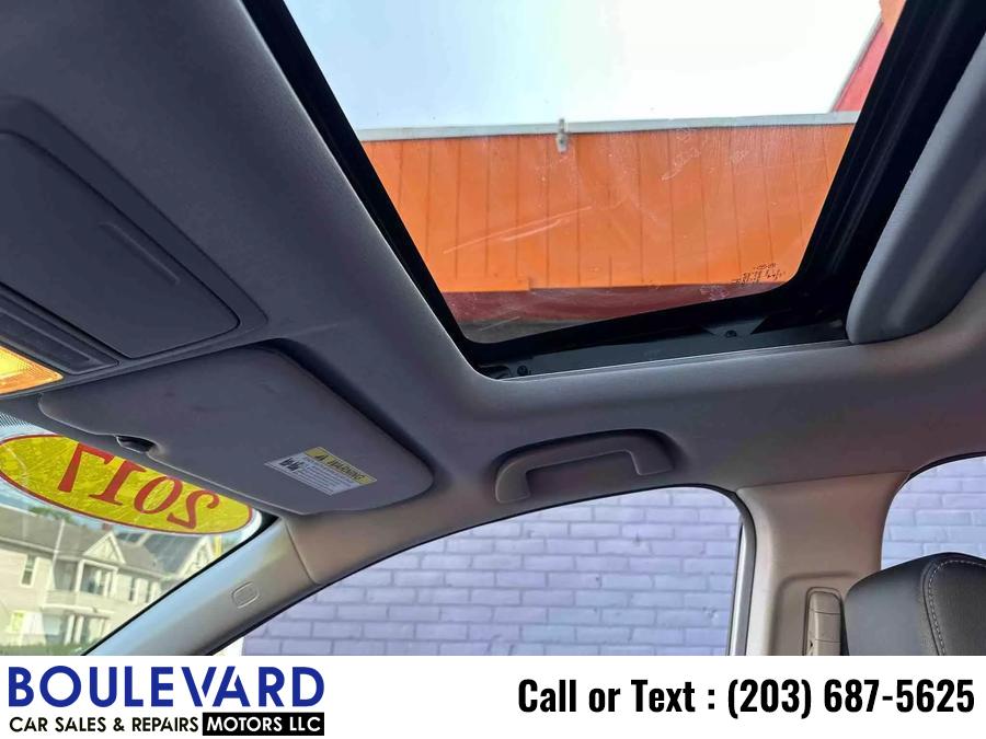 2017 Honda Cr-v EX-L w/Navigation Sport Utility 4D, available for sale in New Haven, Connecticut | Boulevard Motors LLC. New Haven, Connecticut 2017 Honda Cr-v EX-L w/Navigation Sport Utility 4D, available for sale in New Haven, Connecticut | Boulevard Motors LLC. New Haven, Connecticut