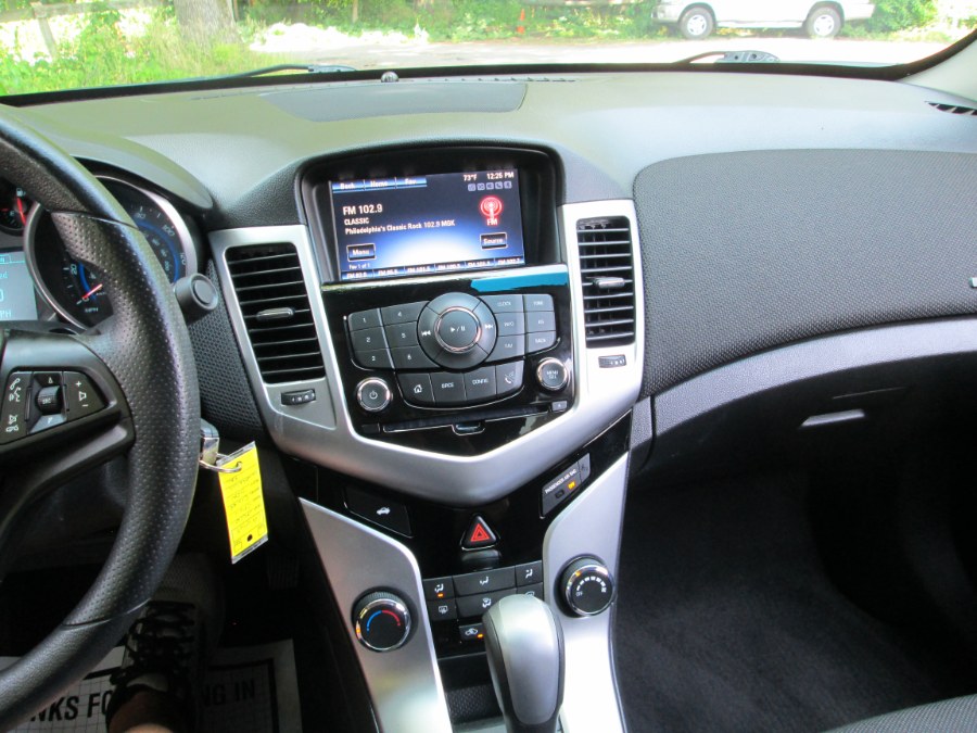2016 Chevrolet Cruze Limited 4dr Sdn Auto LT w/1LT, available for sale in Levittown, Pennsylvania | Levittown Auto. Levittown, Pennsylvania 2016 Chevrolet Cruze Limited 4dr Sdn Auto LT w/1LT, available for sale in Levittown, Pennsylvania | Levittown Auto. Levittown, Pennsylvania