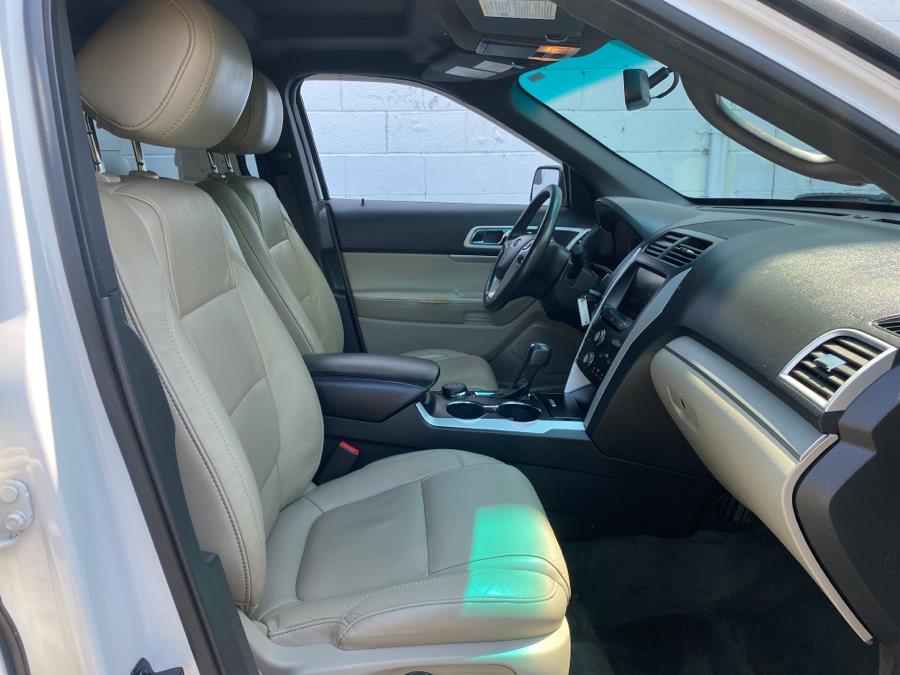 2014 Ford Explorer 4WD 4dr XLT, available for sale in Milford, Connecticut | Dealertown Auto Wholesalers. Milford, Connecticut 2014 Ford Explorer 4WD 4dr XLT, available for sale in Milford, Connecticut | Dealertown Auto Wholesalers. Milford, Connecticut