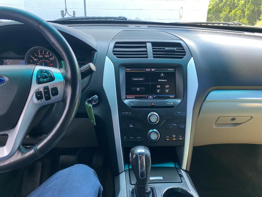 2014 Ford Explorer 4WD 4dr XLT, available for sale in Milford, Connecticut | Dealertown Auto Wholesalers. Milford, Connecticut 2014 Ford Explorer 4WD 4dr XLT, available for sale in Milford, Connecticut | Dealertown Auto Wholesalers. Milford, Connecticut