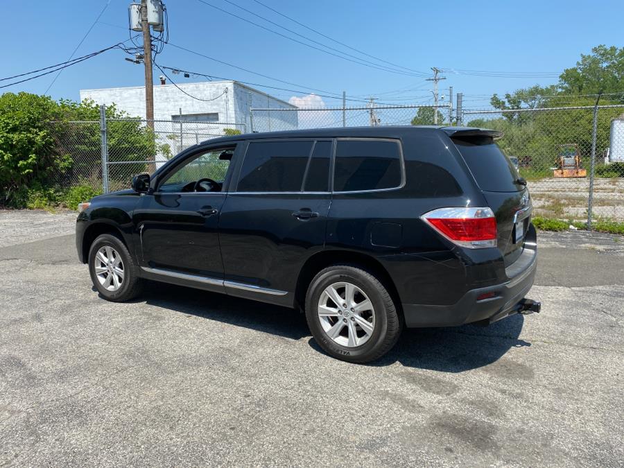 2012 Toyota Highlander 4WD 4dr V6 (Natl), available for sale in Milford, Connecticut | Dealertown Auto Wholesalers. Milford, Connecticut 2012 Toyota Highlander 4WD 4dr V6 (Natl), available for sale in Milford, Connecticut | Dealertown Auto Wholesalers. Milford, Connecticut