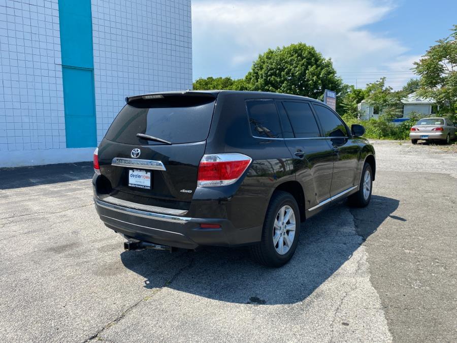 2012 Toyota Highlander 4WD 4dr V6 (Natl), available for sale in Milford, Connecticut | Dealertown Auto Wholesalers. Milford, Connecticut 2012 Toyota Highlander 4WD 4dr V6 (Natl), available for sale in Milford, Connecticut | Dealertown Auto Wholesalers. Milford, Connecticut