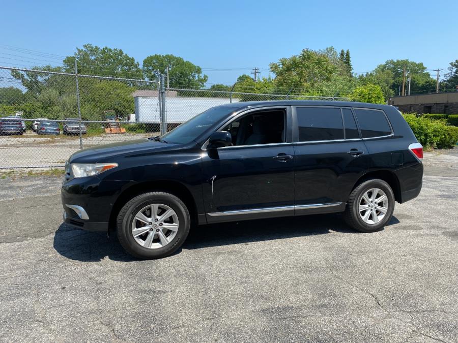 2012 Toyota Highlander 4WD 4dr V6 (Natl), available for sale in Milford, Connecticut | Dealertown Auto Wholesalers. Milford, Connecticut 2012 Toyota Highlander 4WD 4dr V6 (Natl), available for sale in Milford, Connecticut | Dealertown Auto Wholesalers. Milford, Connecticut