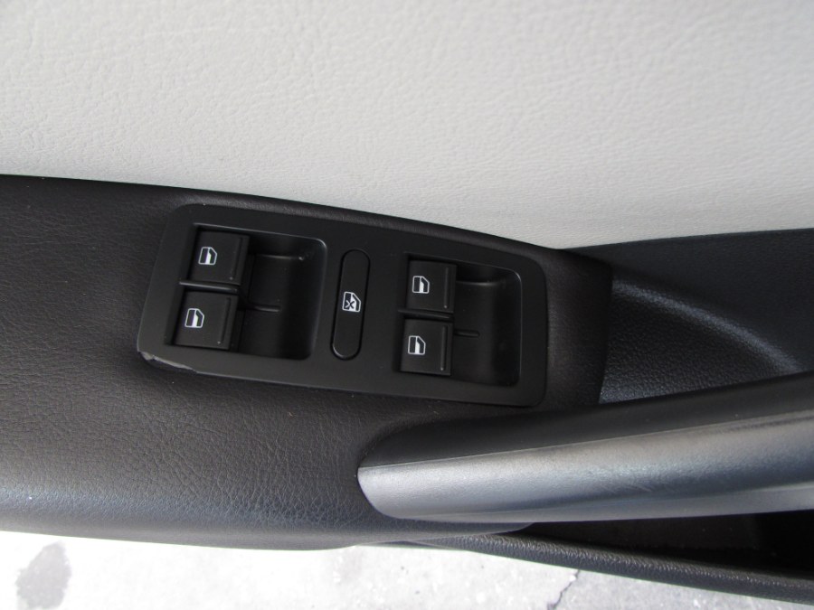 2015 Volkswagen Passat 4dr Sdn 1.8T Auto SE w/Sunroof & Nav, available for sale in Orlando, Florida | VIP Auto Enterprise, Inc. Orlando, Florida 2015 Volkswagen Passat 4dr Sdn 1.8T Auto SE w/Sunroof & Nav, available for sale in Orlando, Florida | VIP Auto Enterprise, Inc. Orlando, Florida