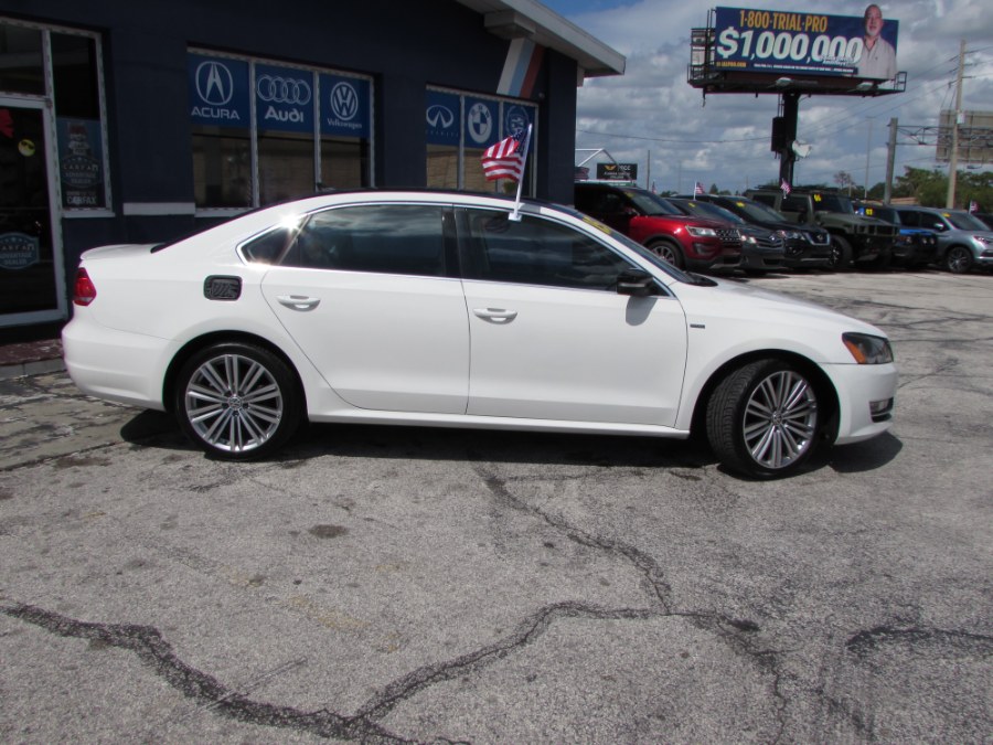 2015 Volkswagen Passat 4dr Sdn 1.8T Auto SE w/Sunroof & Nav, available for sale in Orlando, Florida | VIP Auto Enterprise, Inc. Orlando, Florida 2015 Volkswagen Passat 4dr Sdn 1.8T Auto SE w/Sunroof & Nav, available for sale in Orlando, Florida | VIP Auto Enterprise, Inc. Orlando, Florida