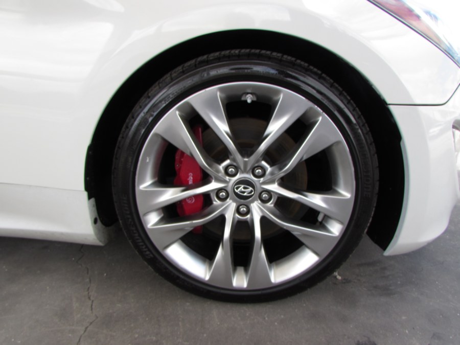 2013 Hyundai Genesis Coupe 2dr V6 3.8L Man R-Spec, available for sale in Orlando, Florida | VIP Auto Enterprise, Inc. Orlando, Florida 2013 Hyundai Genesis Coupe 2dr V6 3.8L Man R-Spec, available for sale in Orlando, Florida | VIP Auto Enterprise, Inc. Orlando, Florida
