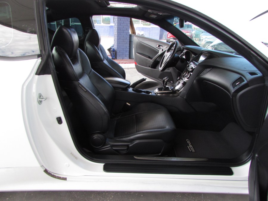 2013 Hyundai Genesis Coupe 2dr V6 3.8L Man R-Spec, available for sale in Orlando, Florida | VIP Auto Enterprise, Inc. Orlando, Florida 2013 Hyundai Genesis Coupe 2dr V6 3.8L Man R-Spec, available for sale in Orlando, Florida | VIP Auto Enterprise, Inc. Orlando, Florida