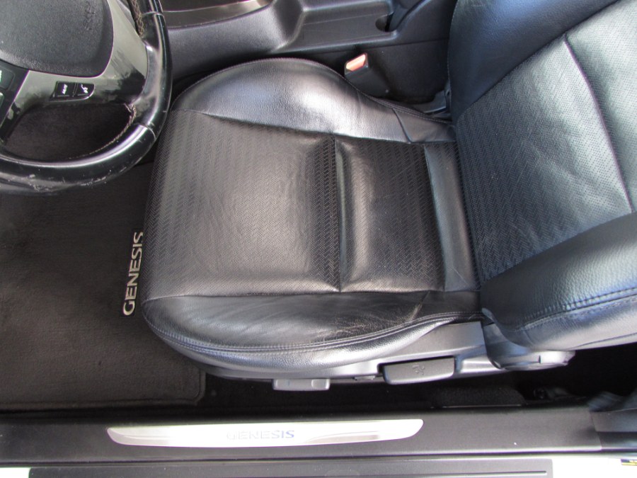 2013 Hyundai Genesis Coupe 2dr V6 3.8L Man R-Spec, available for sale in Orlando, Florida | VIP Auto Enterprise, Inc. Orlando, Florida 2013 Hyundai Genesis Coupe 2dr V6 3.8L Man R-Spec, available for sale in Orlando, Florida | VIP Auto Enterprise, Inc. Orlando, Florida