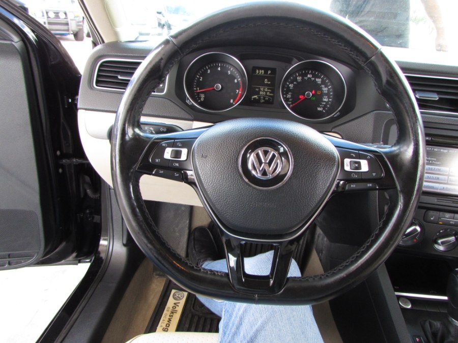 2015 Volkswagen Jetta Sedan 4dr Auto 1.8T SE w/Connectivity PZEV, available for sale in Orlando, Florida | VIP Auto Enterprise, Inc. Orlando, Florida 2015 Volkswagen Jetta Sedan 4dr Auto 1.8T SE w/Connectivity PZEV, available for sale in Orlando, Florida | VIP Auto Enterprise, Inc. Orlando, Florida